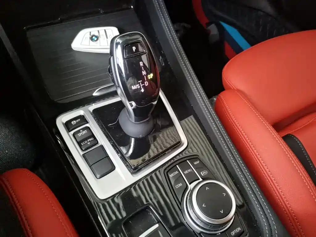 BMW 1 Series 2023 — фото 14