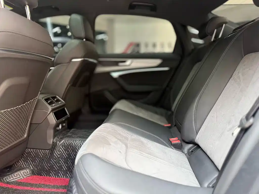 Audi A6L 2019