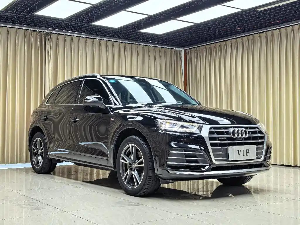 Audi Q5L 2021 — фото 3