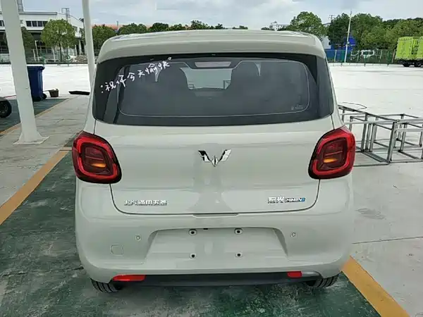 Wuling Hongguang MINIEV 2025