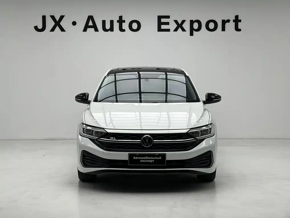 Volkswagen Sagitar 2022
