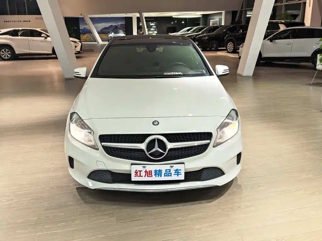 Mercedes-Benz A-Class 2016 — фото 2
