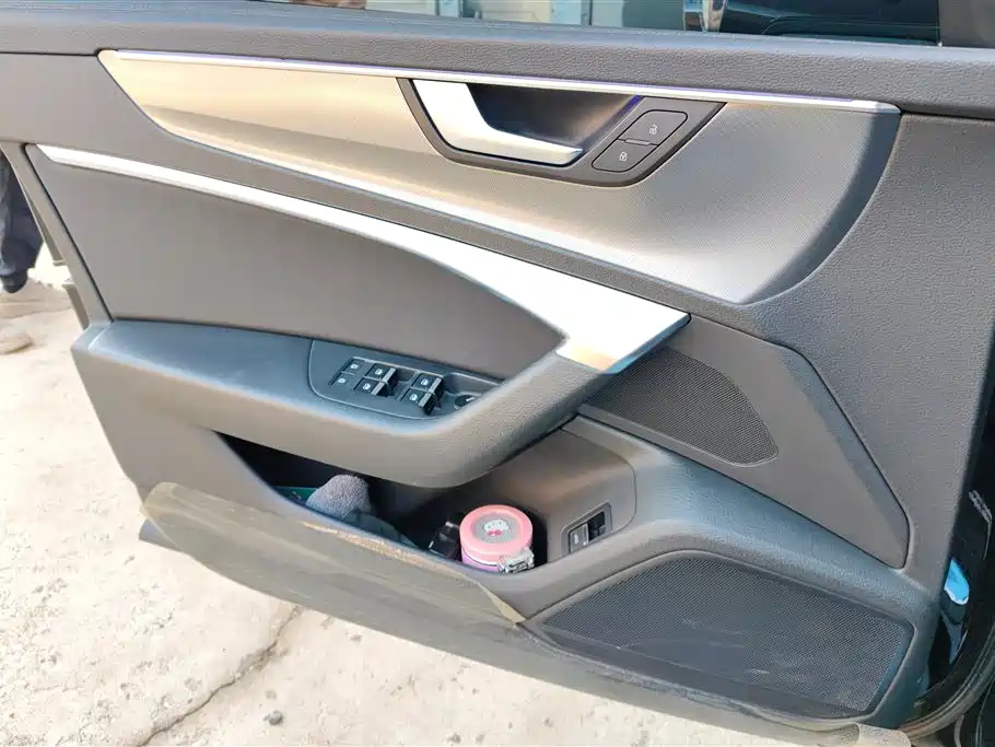 Audi A6L 2019