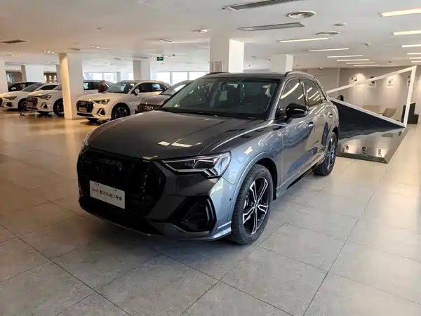 Audi Q3 2021