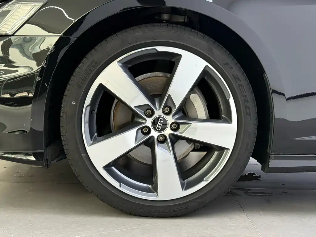 Audi A6L 2023