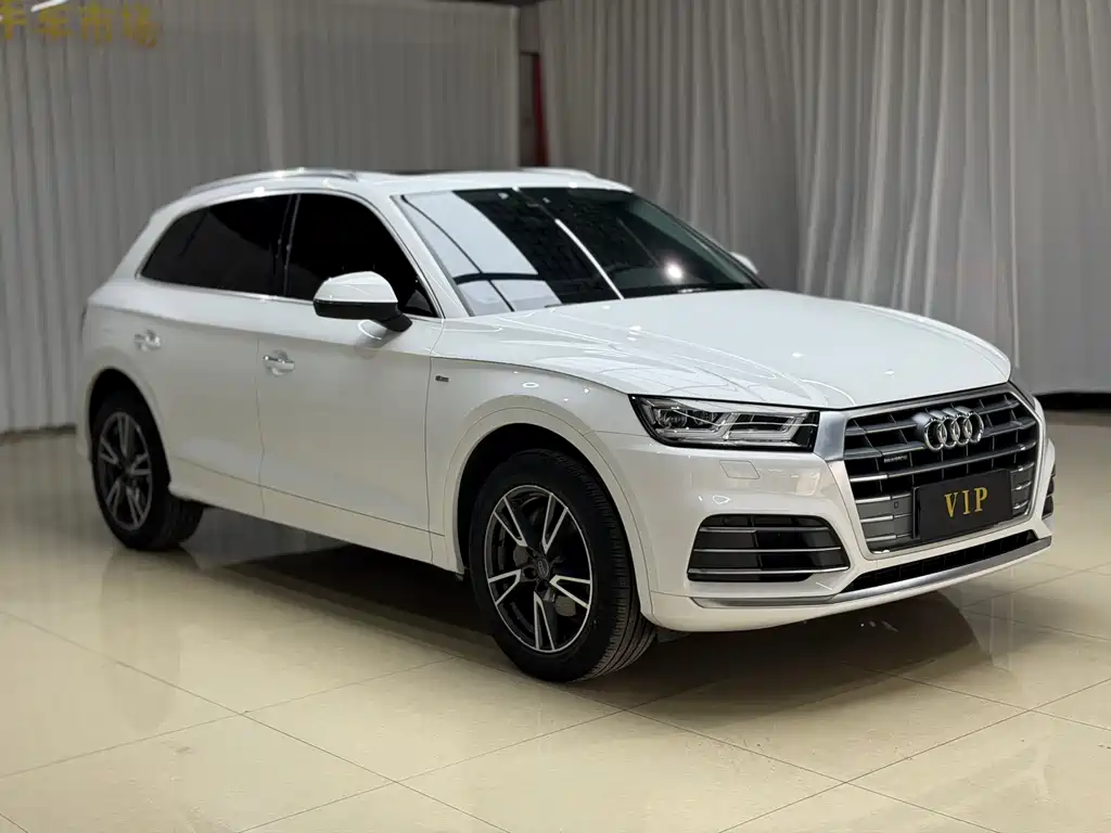 Audi Q5L 2020 — фото 3