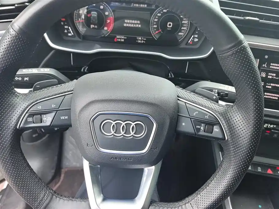 Audi Q3 2022 — фото 15