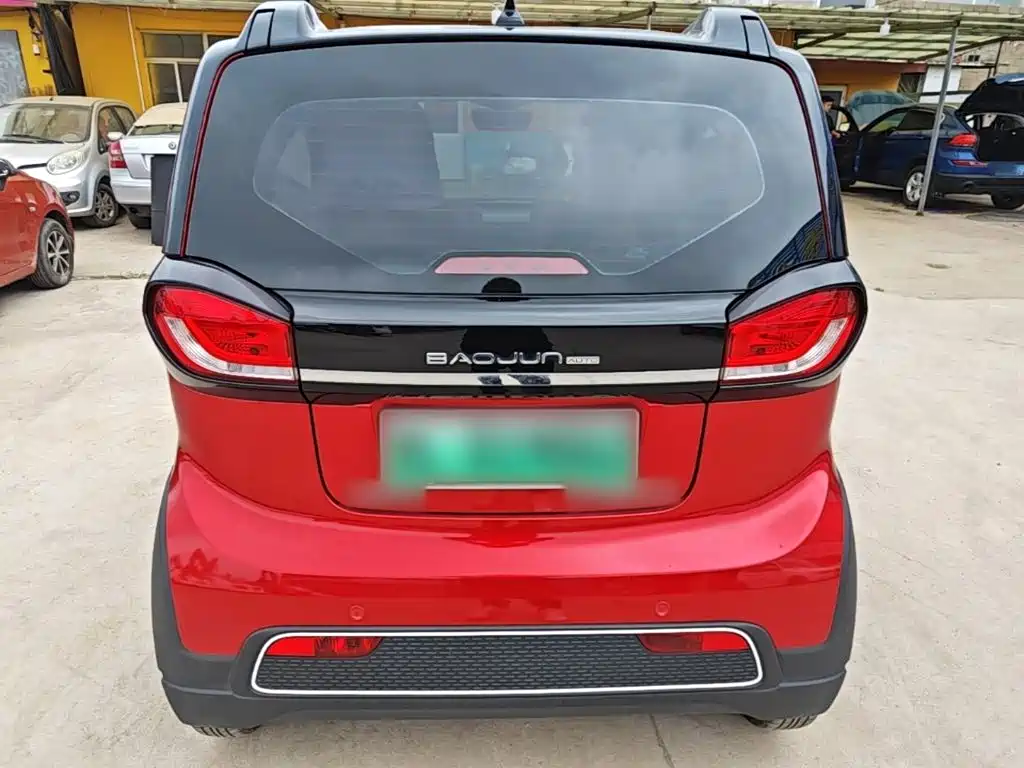 Baojun E100 2019