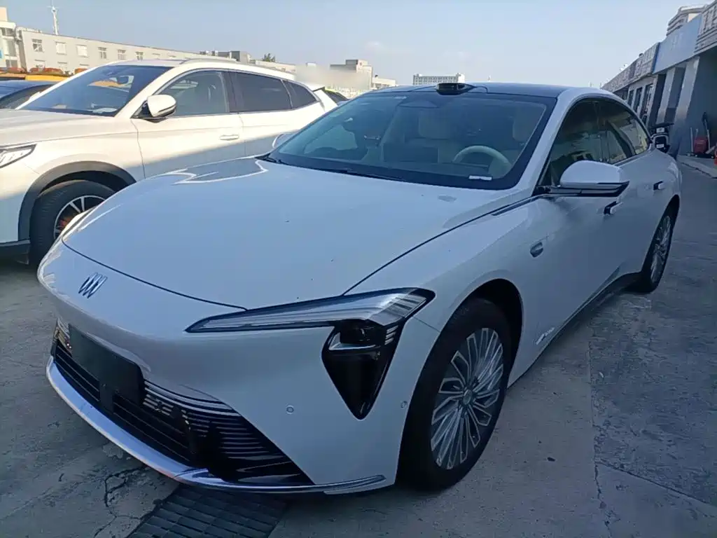 Buick Zhijing L7 2025 — фото 1