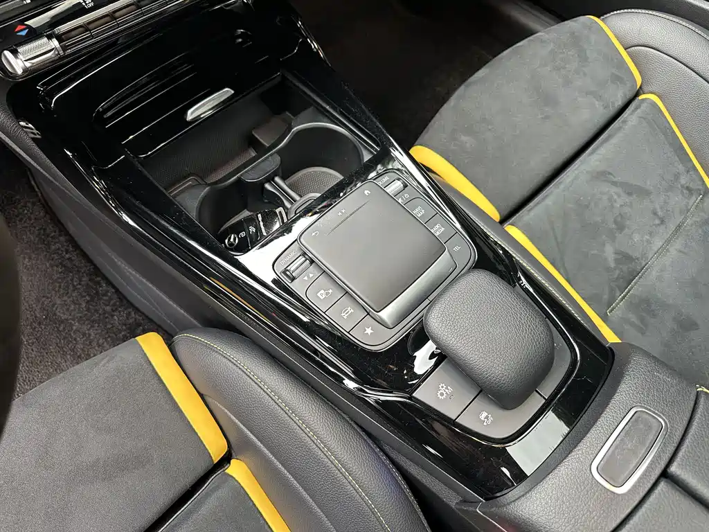 Mercedes-Benz Mercedes CLA AMG 2022