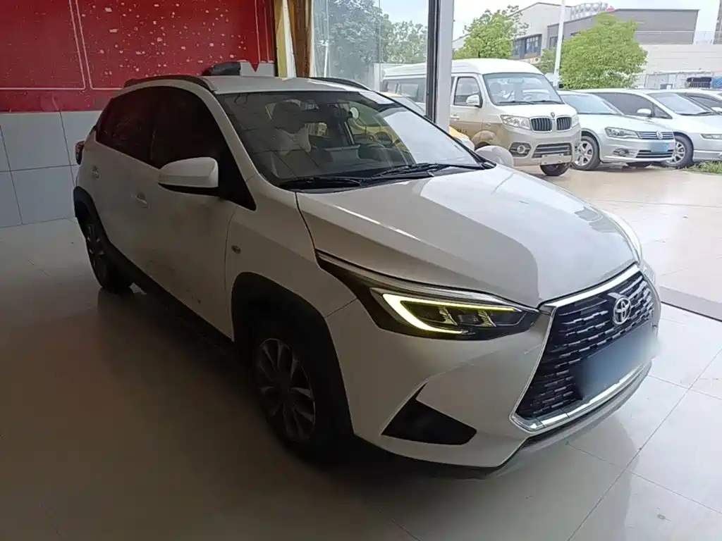 Toyota Yaris L 2020