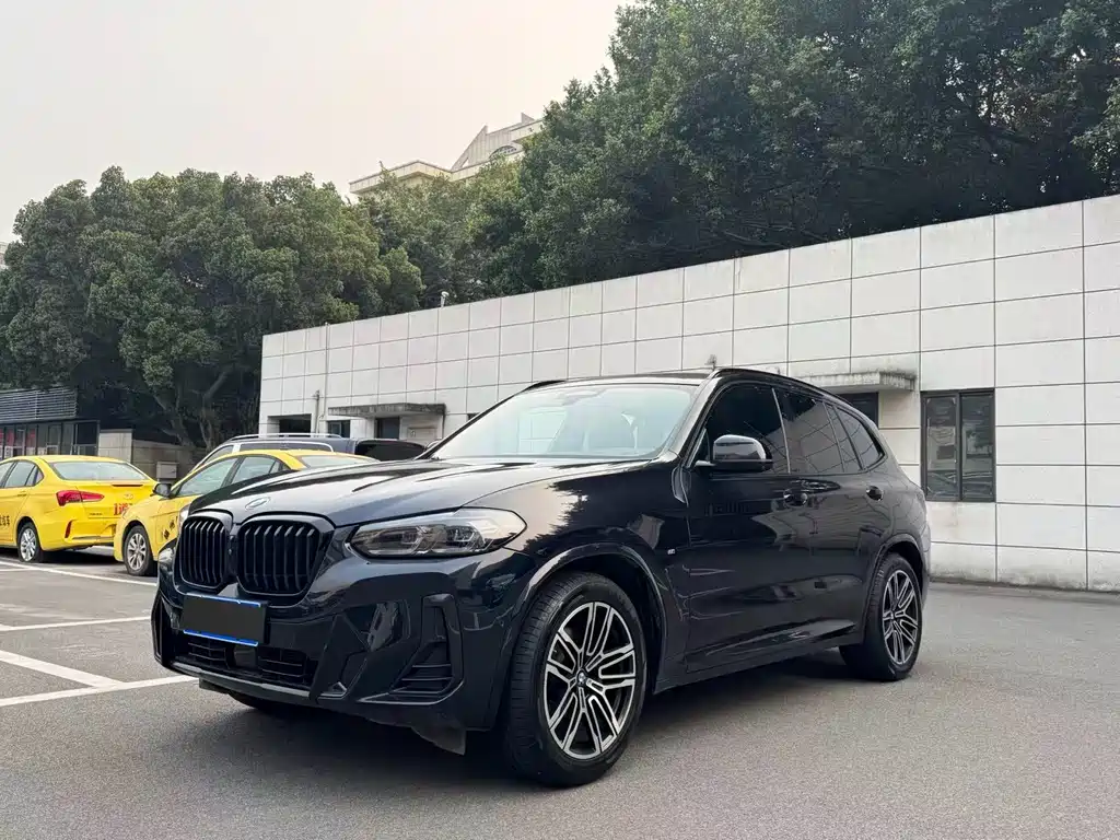 BMW X3 2022 — фото 1