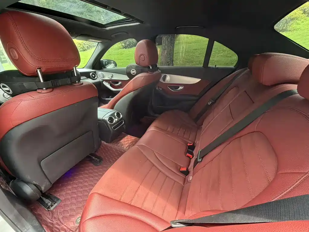 Mercedes-Benz C-Class 2021
