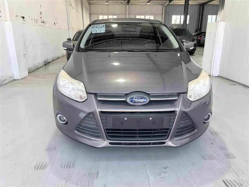 Ford Focus 2015 — фото 2