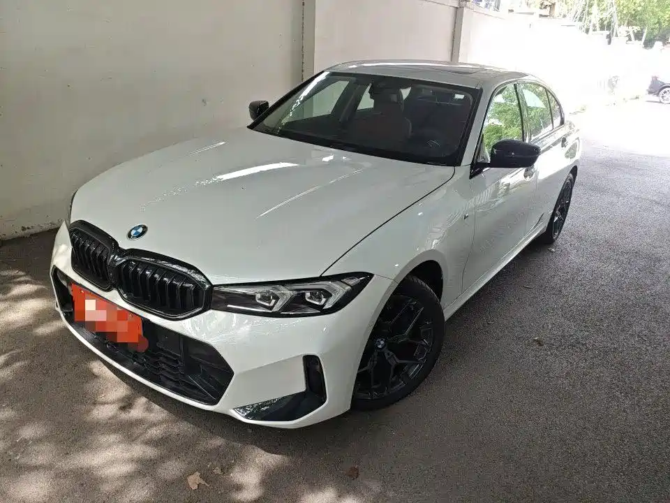 BMW 3 Series 2025