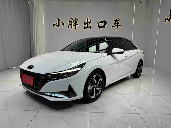 Hyundai Elantra 2023