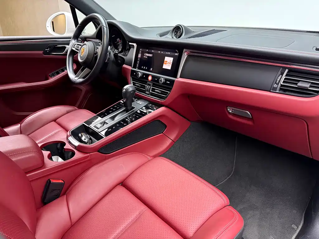 Porsche Macan 2022 — фото 13