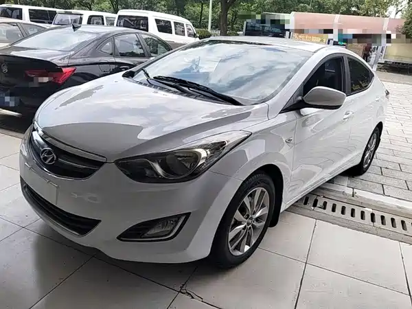 Hyundai Elantra Langdong 2016