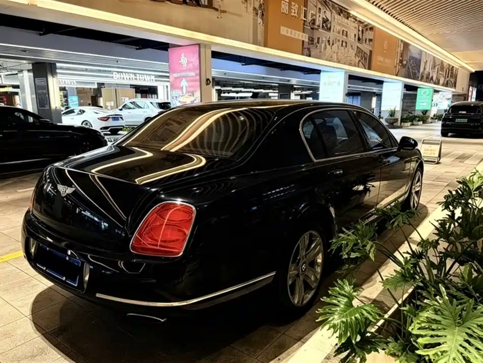 Bentley Flying Spur 2013 — фото 5