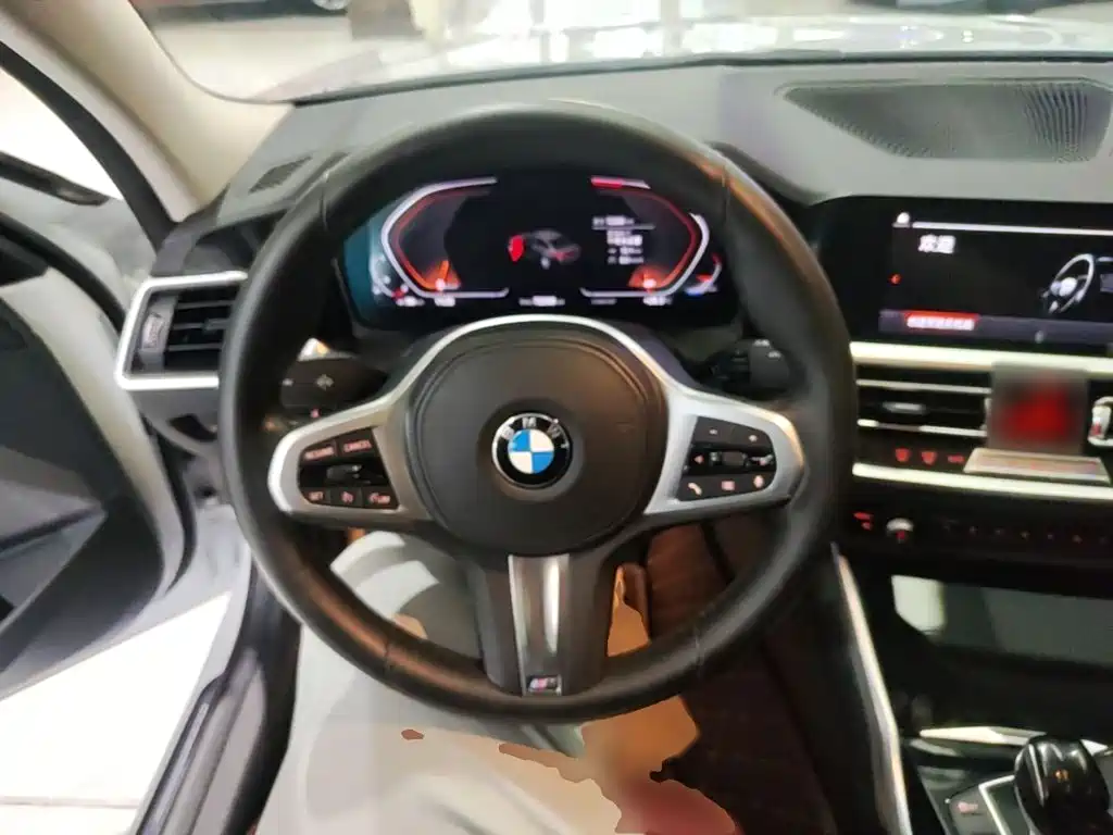 BMW 3 Series 2022 — фото 11