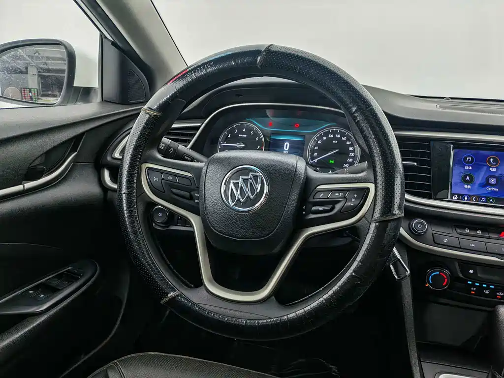 Buick Excelle 2022 — фото 11