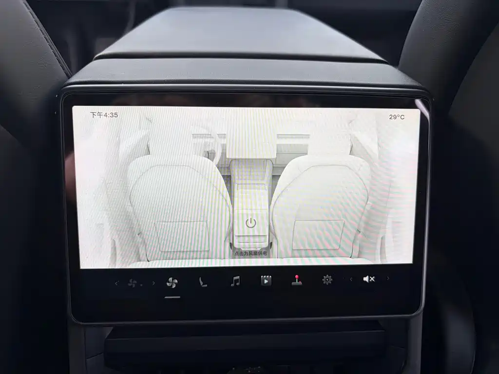 Tesla Model 3 2025 — фото 13