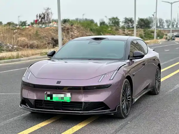 Lynk & Co 10 2025