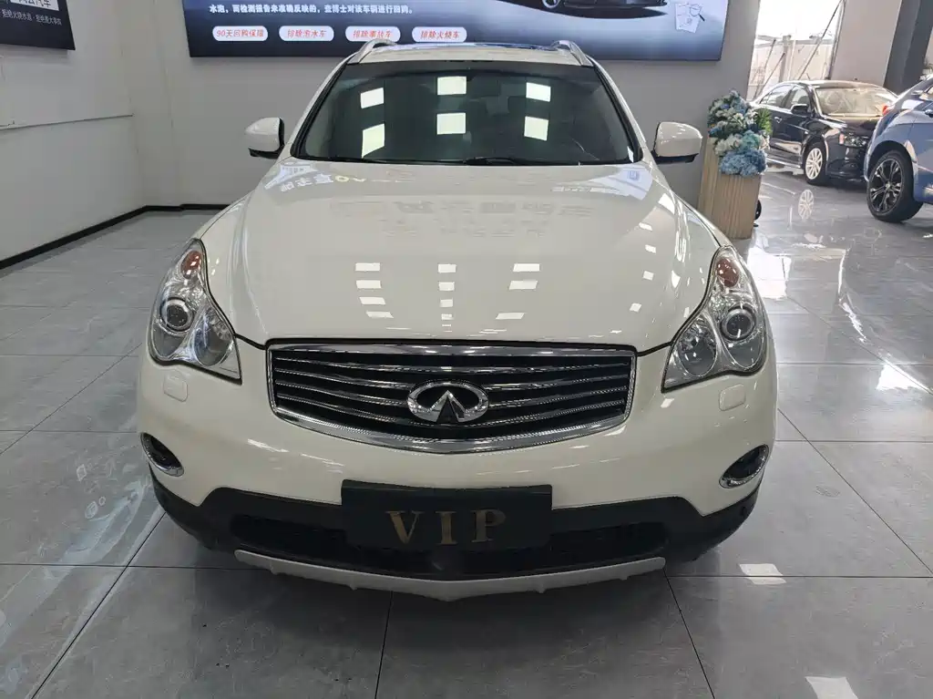 Infiniti QX50 2015 — фото 2