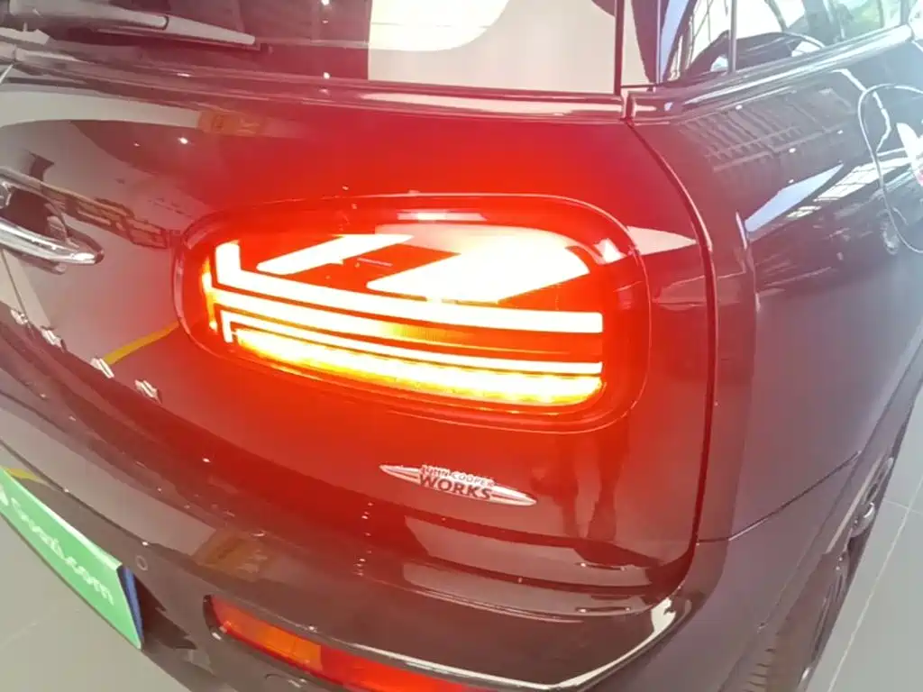 MINI JCW CLUBMAN 2020 — фото 8