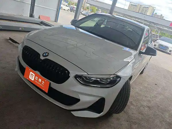 BMW 1 Series 2023