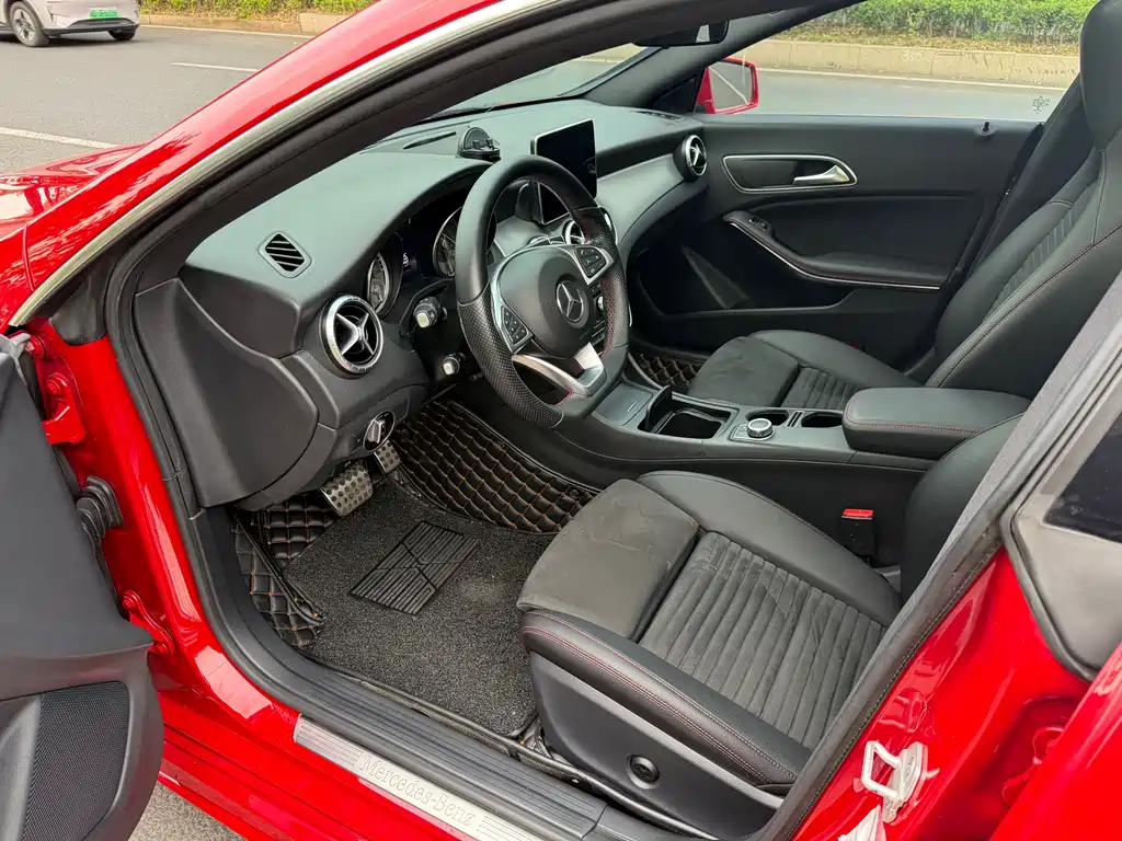 Mercedes-Benz CLA 2017 — фото 8