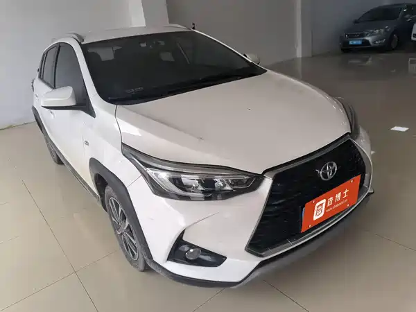 Toyota Yaris L 2022