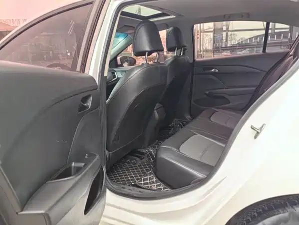 Chevrolet Cavalier 2018