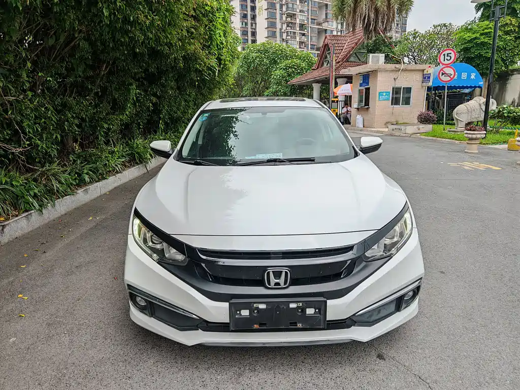 Honda Civic 2019 — фото 2