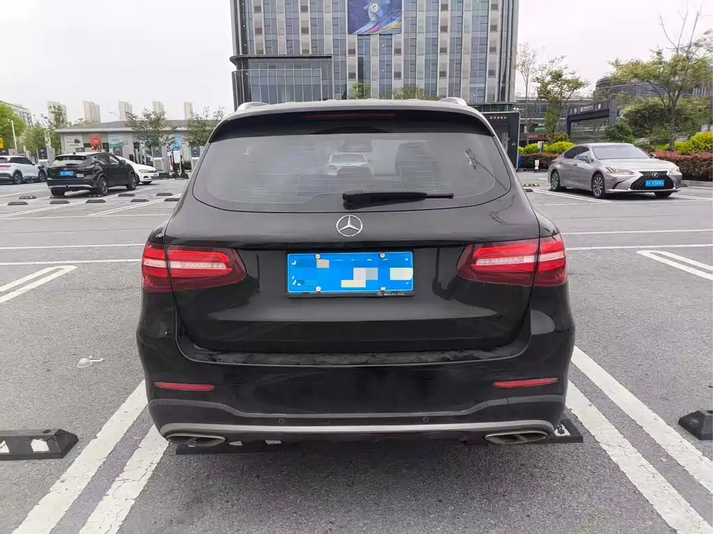 Mercedes-Benz GLC AMG 2019 — фото 6