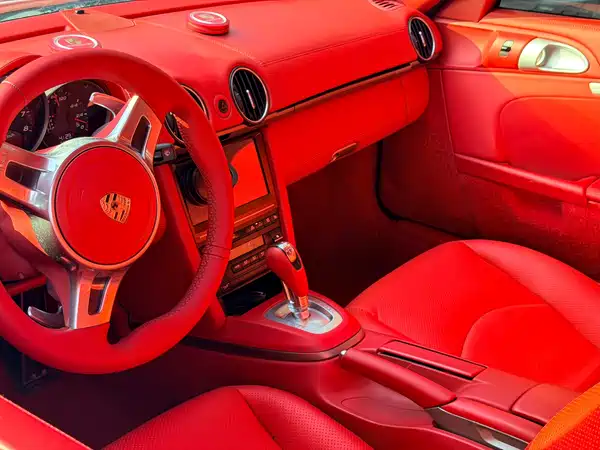 Porsche Cayman 2012