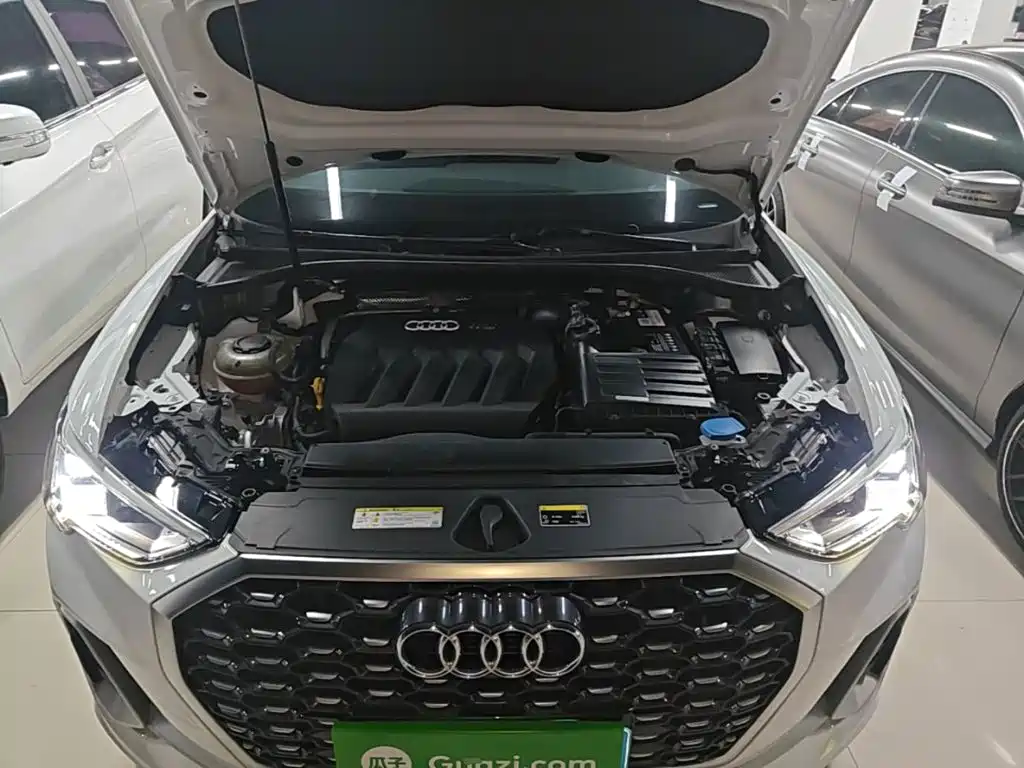 Audi Q3 Sportback 2021 — фото 20