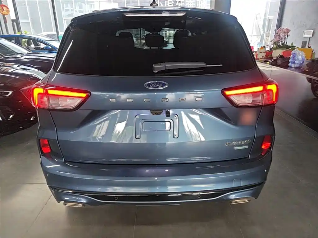 Ford Escape 2020 — фото 6