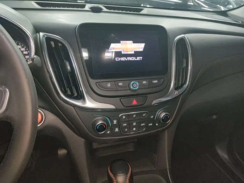 Chevrolet Equinox 2020 — фото 13