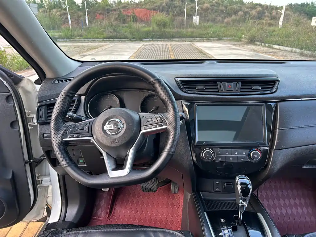 Nissan X-Trail 2018 — фото 14