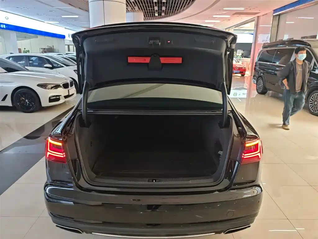 Audi A6L 2017 — фото 19