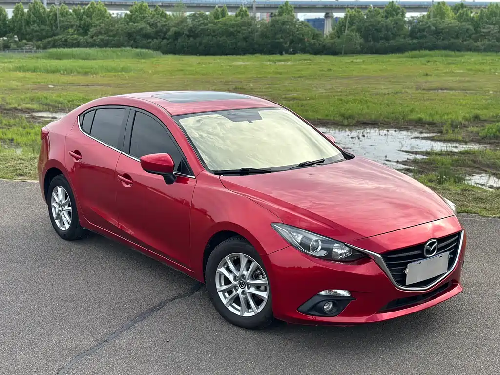 Mazda 3 Axela 2015 — фото 12