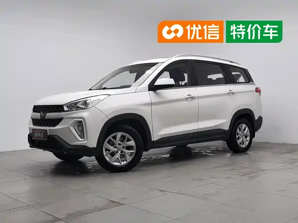 Wuling Hongguang S3 2018