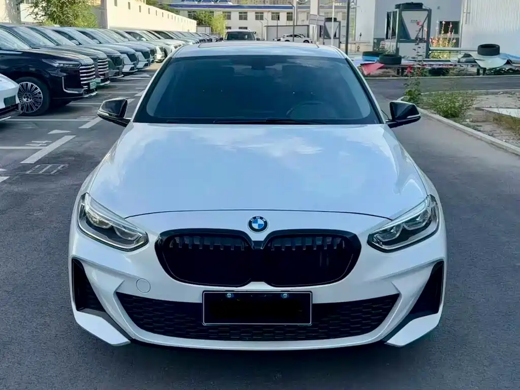 BMW 1 Series 2021