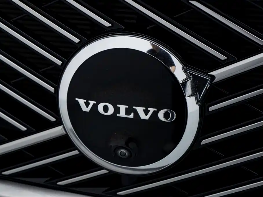 Volvo S90 PHEV 2025 — фото 11