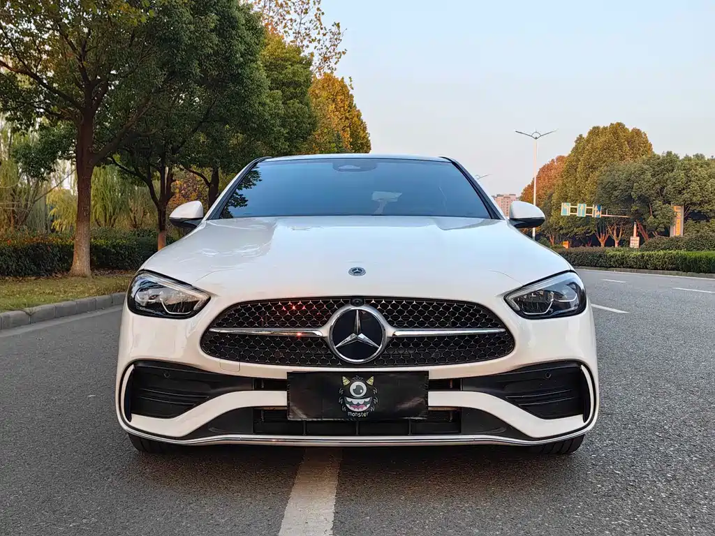 Mercedes-Benz C-Class 2023 — фото 2
