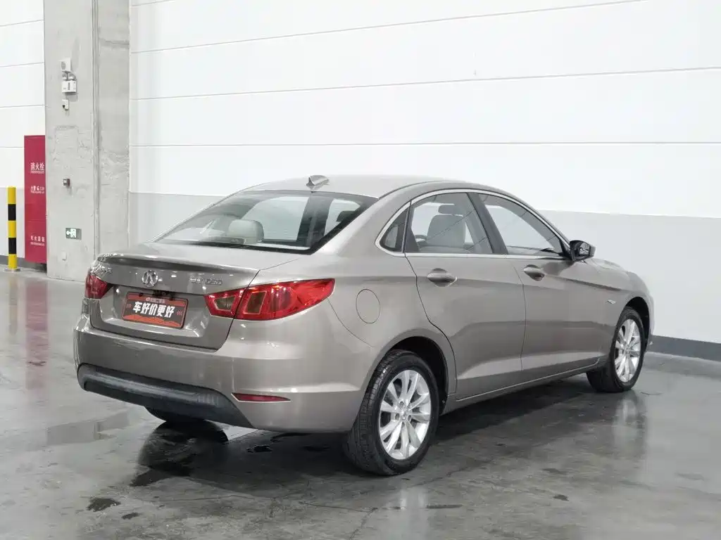 BAIC Shenbao D50 2015 — фото 2
