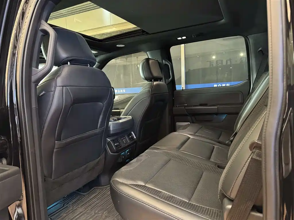 Ford F-150 Raptor 2023 — фото 10
