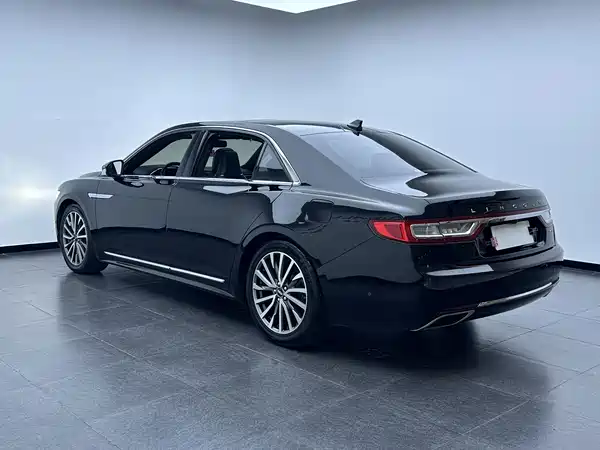 Lincoln Continental 2024