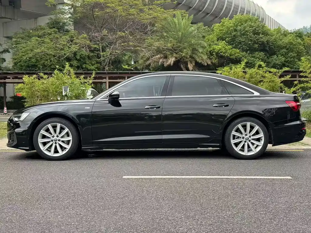 Audi A6L 2021 — фото 6